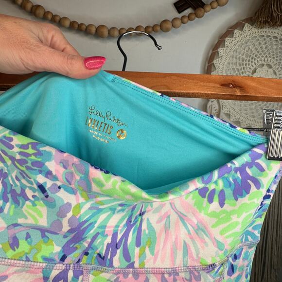Lilly Pulitzer Luxletic Weekender Shell of a Party High Rise Crop Leggings - Picture 5 of 5